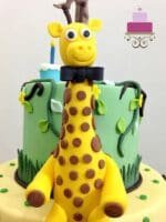 BakeGuru Cake Decor 2Pcs Giraffe Shape Plastic Fondant Cookie Cutters | BSI 468