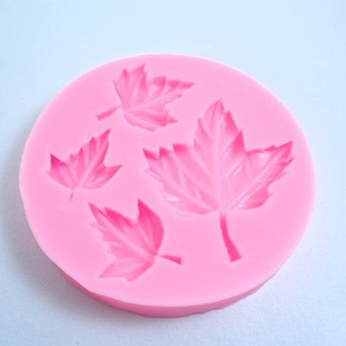 BakeGuru® Maple Leaf Fondant Silicone Mould