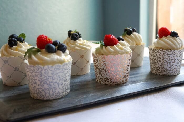 FLOWER EDGE CUPS 50*45 (50PCS/PKT) - CREAM | SHAGUN 71