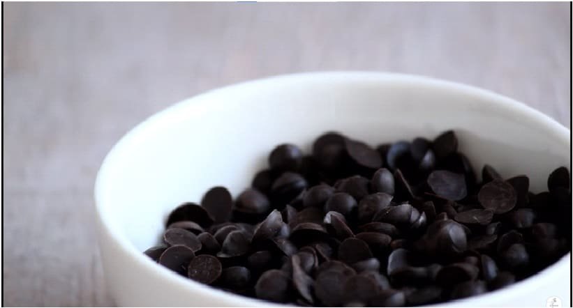 Easy Homemade Chocolate Chips
